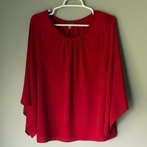 VINCE CAMUTO Women’s Red Flowing Sleeve Blouse